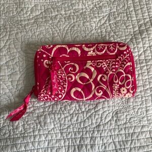 NWOT Vera Bradley Pink Floral Clutch Wristlet